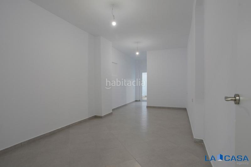 Foto 4ac37f3a-17c8-44e6-ac99-11ebe3520ab8. Erdgeschoss in Sants-Badal Barcelona