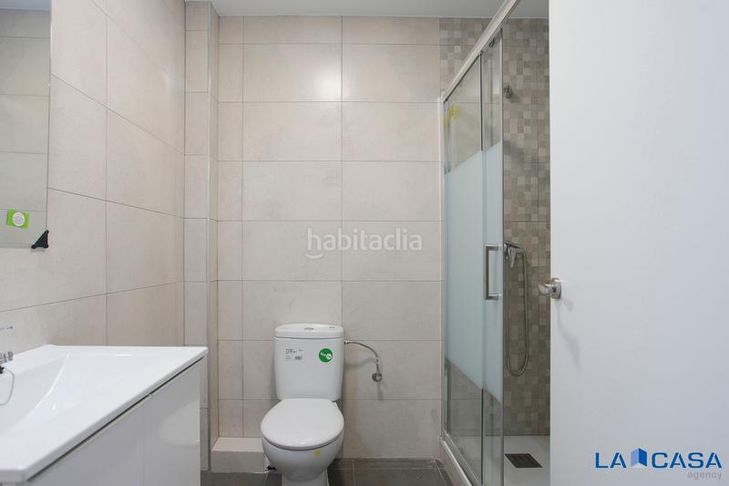 Foto 6ad0bbf7-86c3-48a5-badc-c24c6ae159d8. Erdgeschoss in Sants-Badal Barcelona
