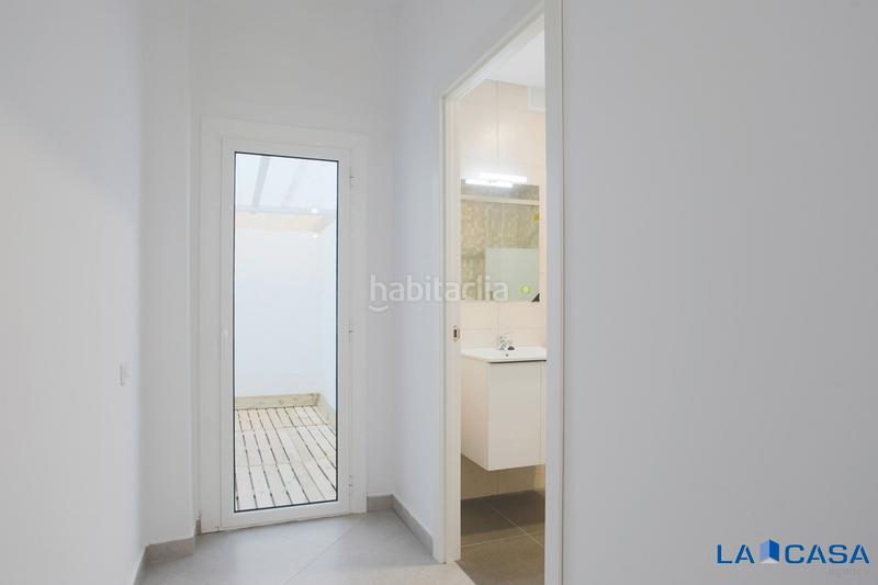 Foto 50ef9f8e-b019-4954-80ef-f8331fc271ec. Piano terra in Sants-Badal Barcelona