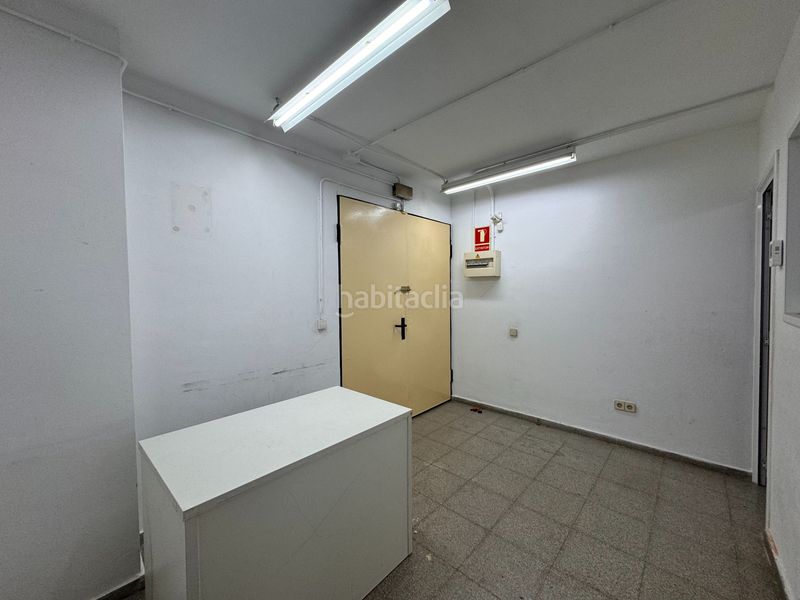 Foto b826fbf8-48fa-48c6-a8cb-6cafb63d0652. Nau industrial a Centre Hospitalet de Llobregat (L´)