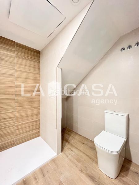 Foto b64a6d4d-dccc-4662-9fa9-7c76584fe1f8. Dachwohnung in Llefià Badalona