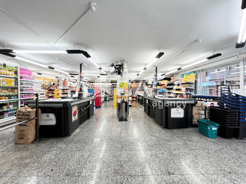 Foto 0ee474f1-fdd5-44c5-b0c7-ca7f04089290. Local comercial en Llefià Badalona