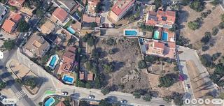 Terreny residencial  Carrer dels plàtans