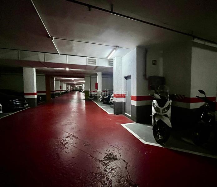 Foto 6676adc9-fc1f-44d5-ab9c-6e7bafbd557c. Parking coche en La Verneda - La Pau Barcelona