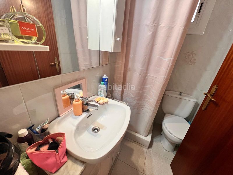 Foto 60239eb0-e2b4-4b0c-b6c8-c2693e80ea73. Pis a La Gavarra Cornellà de Llobregat