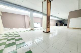 Business premise  Calle font de
