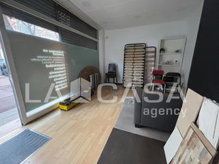 Local commercial  Carrer de josep miret