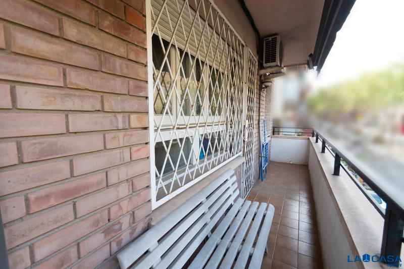 Foto 6ea7b933-e843-4572-bd52-b82ea94a0c80. Piso en El Poble Sec - Parc de Montjuïc Barcelona