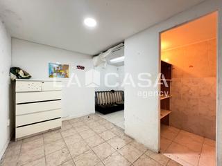 Local commercial à Sant Adrià Nord