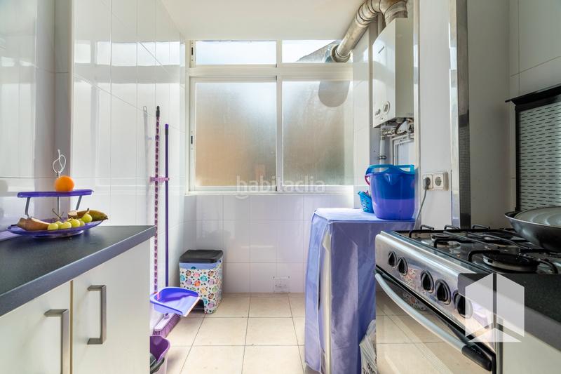 Foto bf917733-7969-4fbf-852b-8610e0e2652f. Appartamento con parcheggio piscina in Lluminetes Castelldefels
