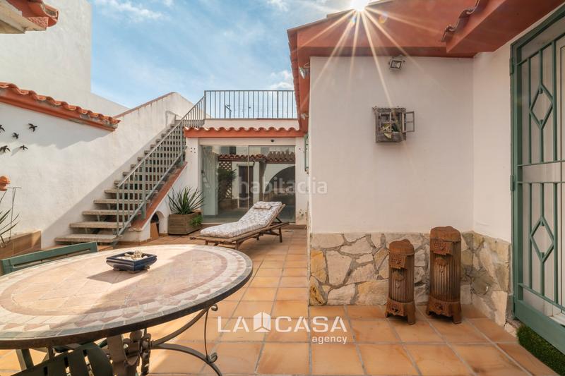 Foto 940fdd03-4cba-4cb4-8060-ea9980524178. Casa amb calefacció aparcament piscina a Lluminetes Castelldefels