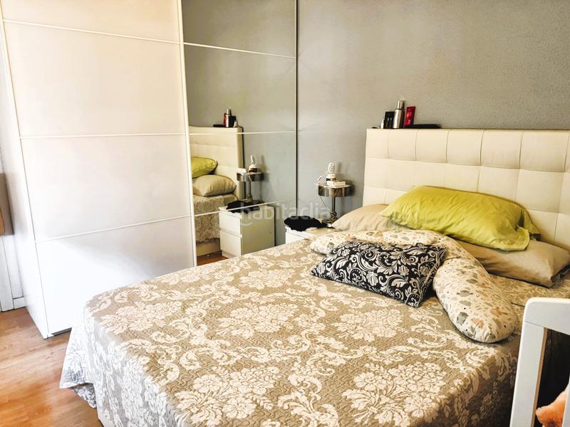 Foto c124bb15-f7c1-4385-ad75-295ceffbdd21. Piso en Sant Josep Hospitalet de Llobregat (L´)
