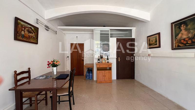 Foto 0bdfb6a6-d7ed-4823-b6c7-bdae65625dcb. Local comercial en Porta Barcelona