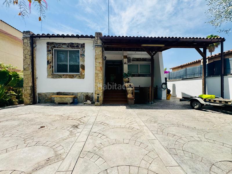 Foto cba50b9c-0ea9-4de9-b7ab-a4e1ed04e480. Chalet con riscaldamento parcheggio piscina in Ca n´Esteper-Can Gorgs-Can Gorgs II Barberà del Vallès