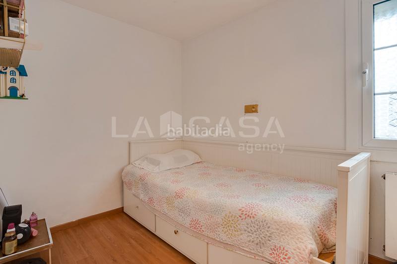 Foto cb3ac9a5-55e3-4a0c-a197-6a9ffe456d42. Appartamento in El Besòs Sant Adrià de Besòs