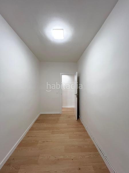 Foto 925f3d1b-91e2-475f-9930-d78633ff1b31. Piso en Sant Josep Hospitalet de Llobregat (L´)