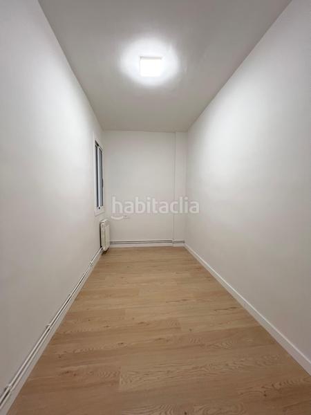 Foto f4c78507-3595-47b1-9eb1-5fc9ca716776. Piso en Sant Josep Hospitalet de Llobregat (L´)