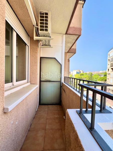 Foto f6bb9486-29cb-4514-befb-46275dd1ba41. Piso en Sant Josep Hospitalet de Llobregat (L´)