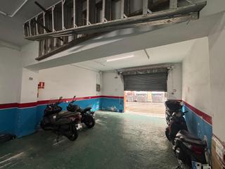 Locale commerciale in Pubilla Cases