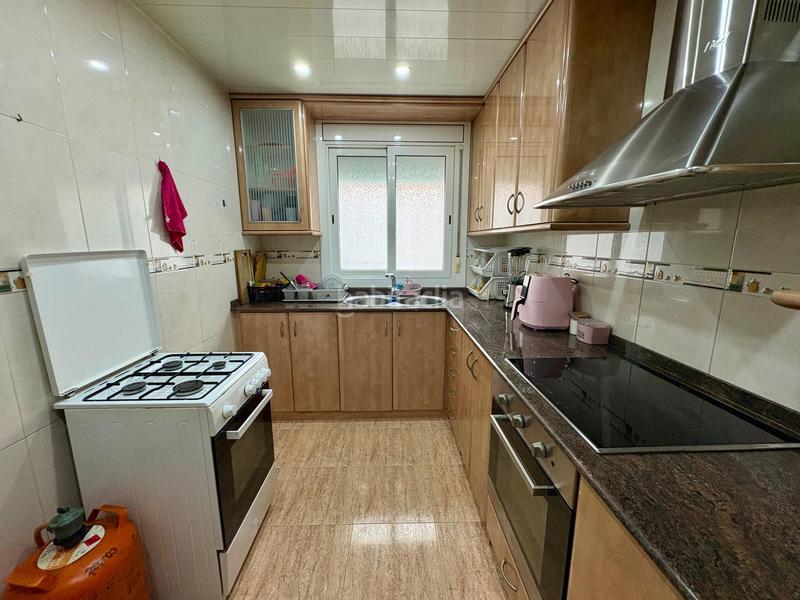 Foto 95fd2322-4bbb-432d-b3c5-21bee1f0440d. Piano terra in Verdum Barcelona