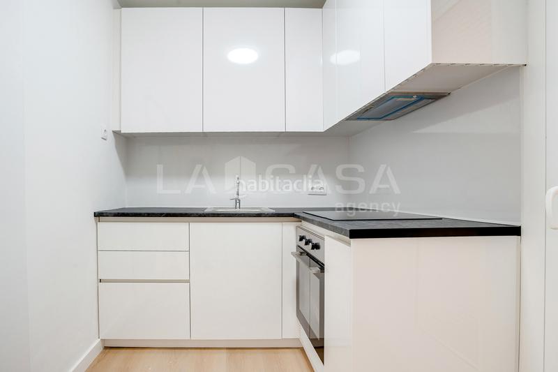 Foto 658f9bbc-2520-4af8-a7bd-b138d44b4c3f. Piso en Porta Barcelona
