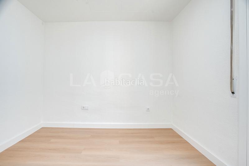 Foto 6a64b640-dd0f-43ec-bfc8-08009dfca2a9. Piso en Porta Barcelona