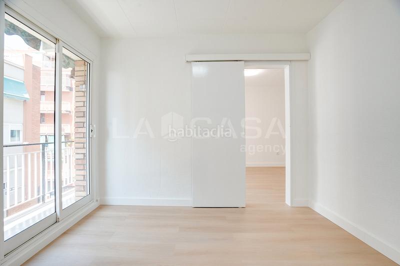 Foto ea7ab199-809c-4670-8e5e-dc666d493d05. Piso en Porta Barcelona