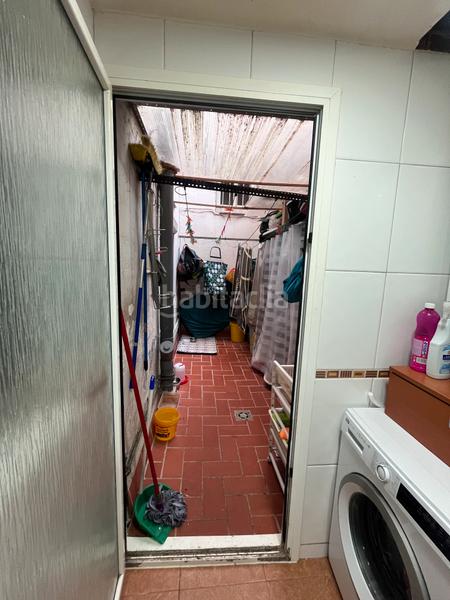 Foto 0a316b5c-bbcb-4f91-909d-b0cb41518cc7. Planta baja en El Raval Santa Coloma de Gramenet