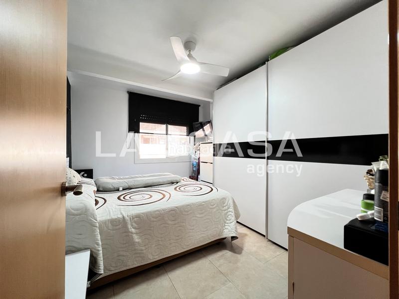 Foto 5435b456-65d2-45de-8cd9-ea920fa998fe. Piso en Artigues Badalona
