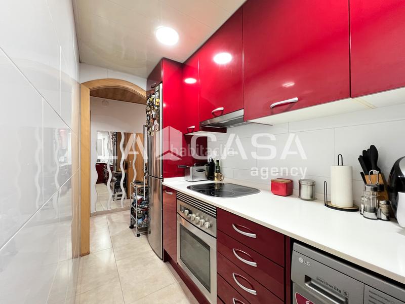 Foto af9a4a63-80f6-4ee0-bace-b20be307173a. Piso en Artigues Badalona