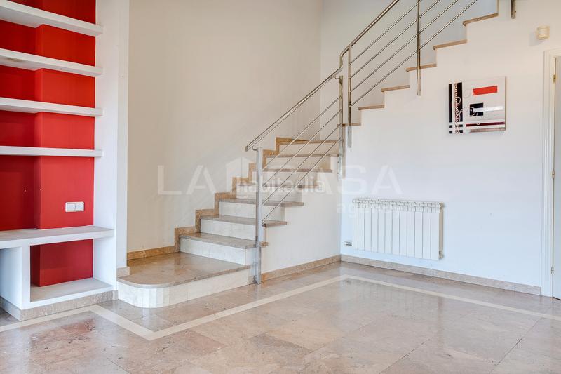Foto 2f4152b3-401f-4c52-893b-cd7e8e6ec810. Semi detached house with heating parking in Font Verda Granollers
