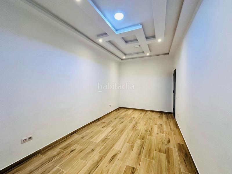 Foto 0fbdaa47-a894-449d-a19f-759797ec2872. Local comercial en Carmel Barcelona