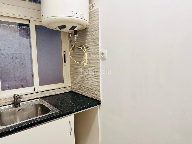 Foto 3d48ff9e-8e60-482a-abf1-35a815bc6ce6. Local comercial en Carmel Barcelona