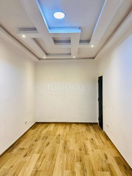 Foto 7ee16401-08ad-4317-b977-bb1e187fac2c. Local comercial en Carmel Barcelona