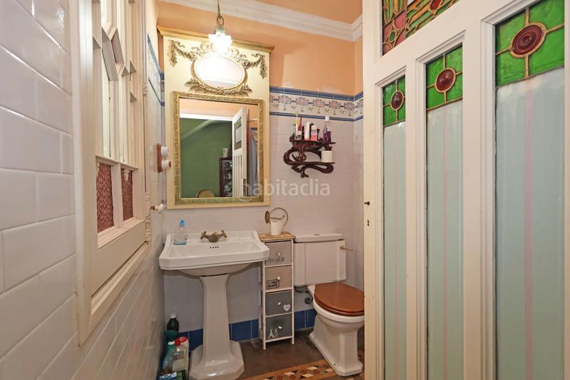 Foto 856f9906-fb90-48d2-9551-902e07a1cc14. House with parking in Can Clota Esplugues de Llobregat