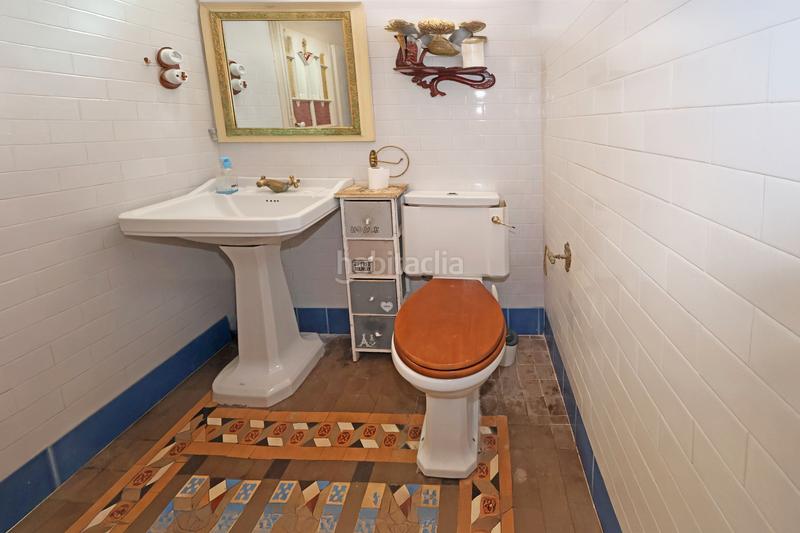 Foto d0e54c15-cb5e-4c03-8e47-ccac3bfe1767. House with parking in Can Clota Esplugues de Llobregat