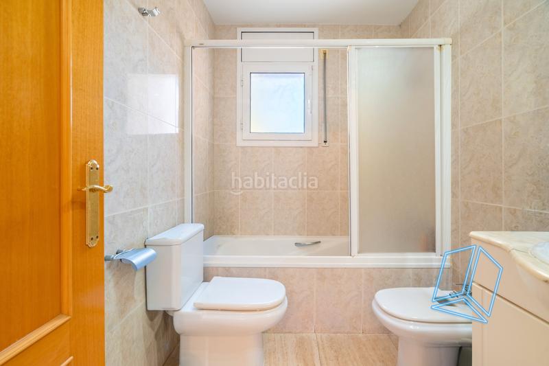 Foto 8d089816-6b0c-42c2-84c1-ed9a2808f9da. Haus mit parking in Calafell residencial Calafell