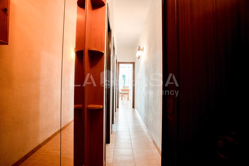 Foto c6ee3c1c-537e-490b-86b4-39bd2dc1eb98. Etagenwohnung in La Sagrera Barcelona