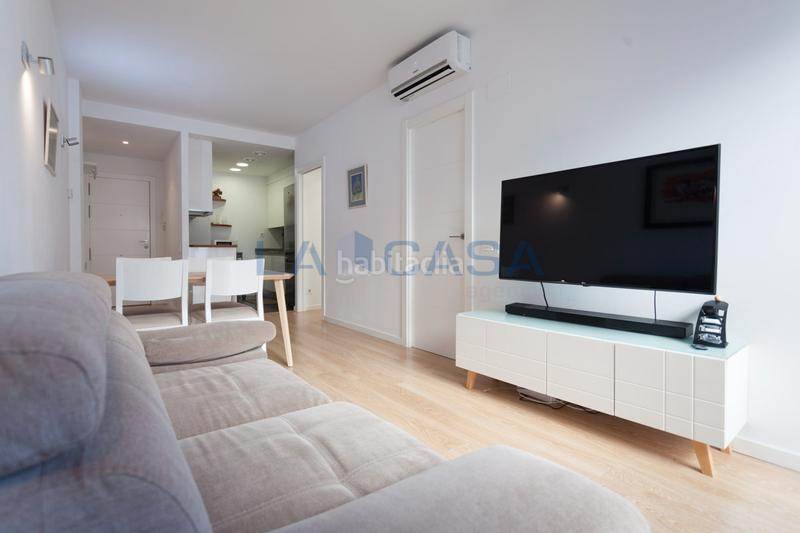 Foto 7227c1aa-2ec3-4835-9d86-a4bfe6f7511d. Piso en Navas Barcelona