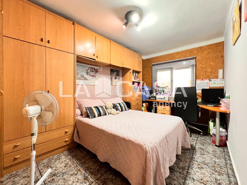 Foto 09606772-045c-42b7-a888-556bbd2b0264. Appartement avec chauffage dans Llefià Badalona