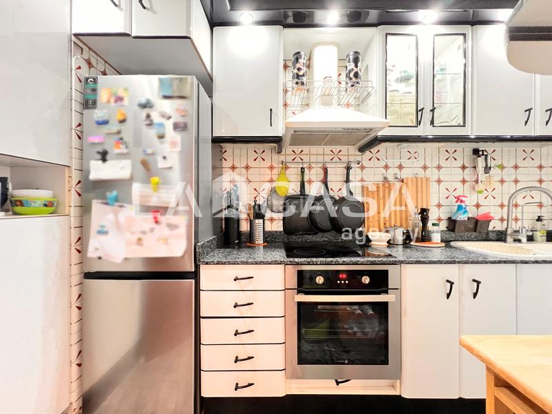 Foto f2cf169c-e9bf-474a-9b99-4da70b7718e1. Appartement avec chauffage dans Llefià Badalona