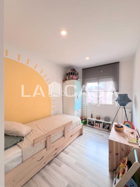 Foto e7d1cfc2-a601-46d8-9074-4430c6a09438. Piso en Llefià Badalona