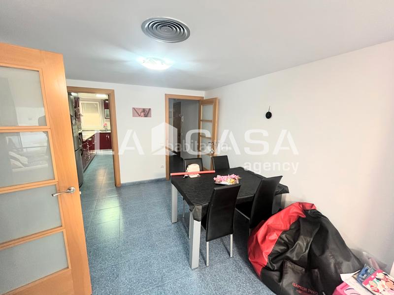 Foto f8b60dfa-49d8-4fd1-89cb-82a916080aed. Etagenwohnung in Centre Pineda de Mar