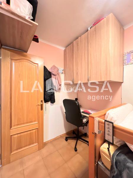 Foto 7f0aaf21-41fa-47c3-9ba3-d50cbca953c6. Appartement dans Llefià Badalona