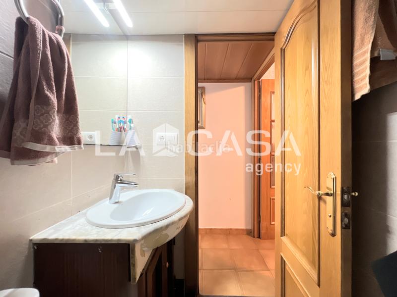 Foto f5e4814a-6a4f-49cb-a528-2cd4e9e50822. Appartement dans Llefià Badalona