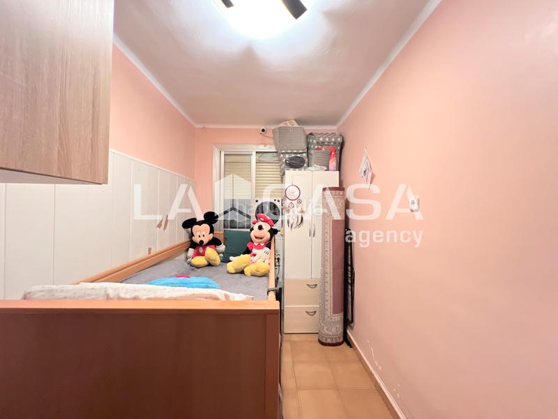 Foto d055b088-c7b2-4dc9-8da3-1e314c2900da. Flat in Llefià Badalona