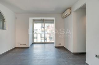 Appartement à La Verneda - La Pau