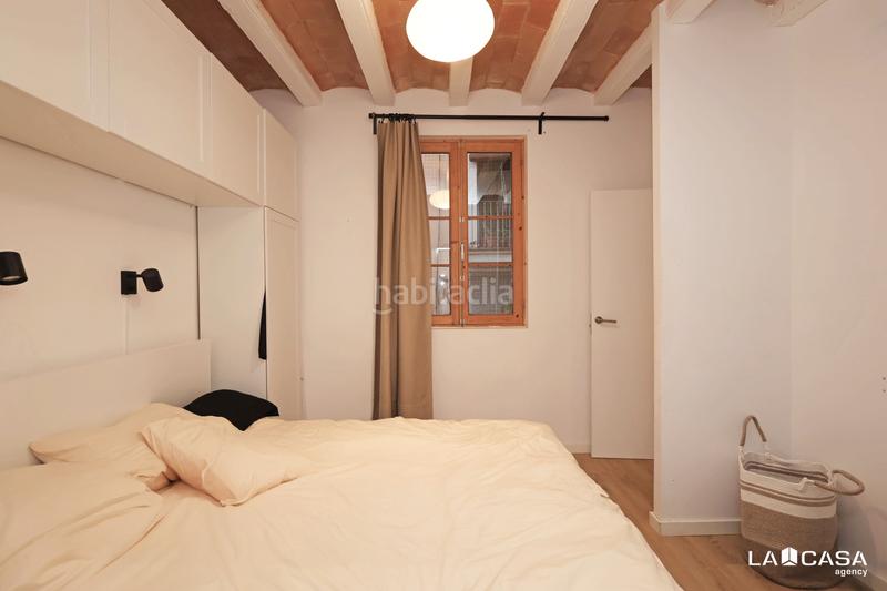 Foto 5f8571f6-a7cb-4244-b069-4028a156e53e. Flat in Raval Barcelona