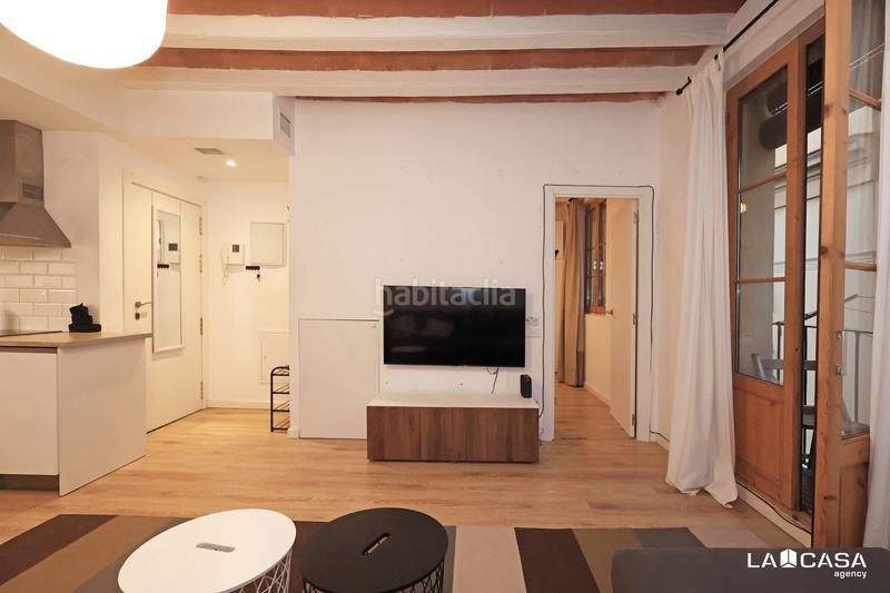 Foto e8014e6a-42db-4454-9c06-ab184af37563. Flat in Raval Barcelona