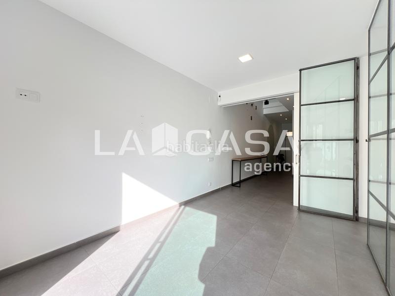 Foto c9ab5b97-5aab-42e1-b411-b34842780fb9. Casa con riscaldamento parcheggio piscina in Progrés - Pep Ventura Badalona